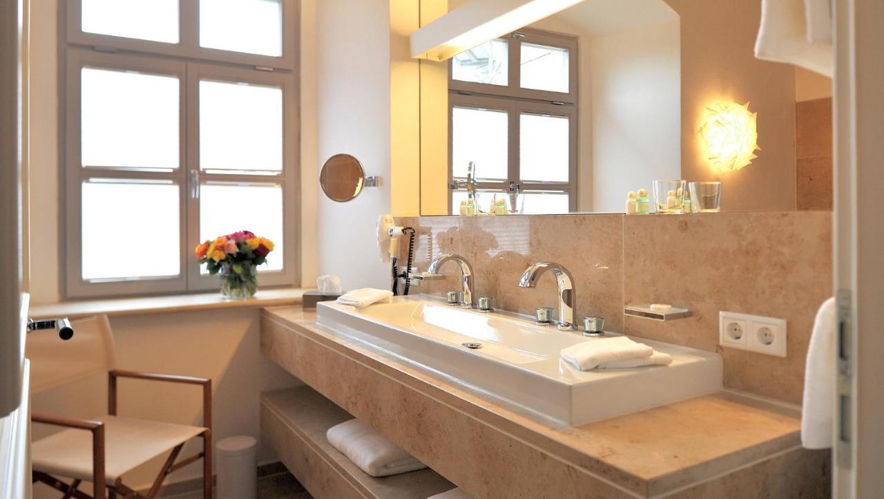 Schlosshotel Betzenstein エクステリア 写真